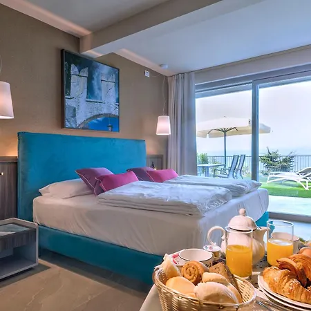 Sky View Garda By Galvani Hotel Torri Del Benaco