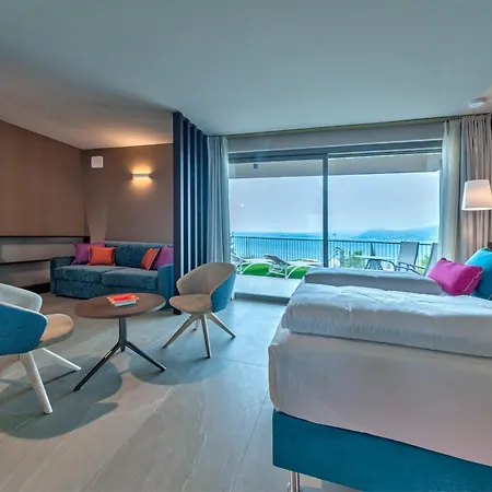 Hotel Sky View Garda By Galvani Torri Del Benaco