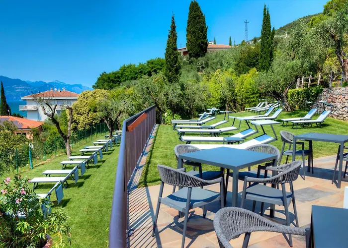 Sky View Garda By Galvani Hotel 4*